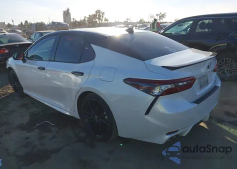 2021 Toyota Camry Xse Hybrid из США, поврежденный, VIN 4T1K31AK8MU031870